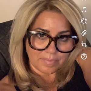 Meet your Posher, Andrea